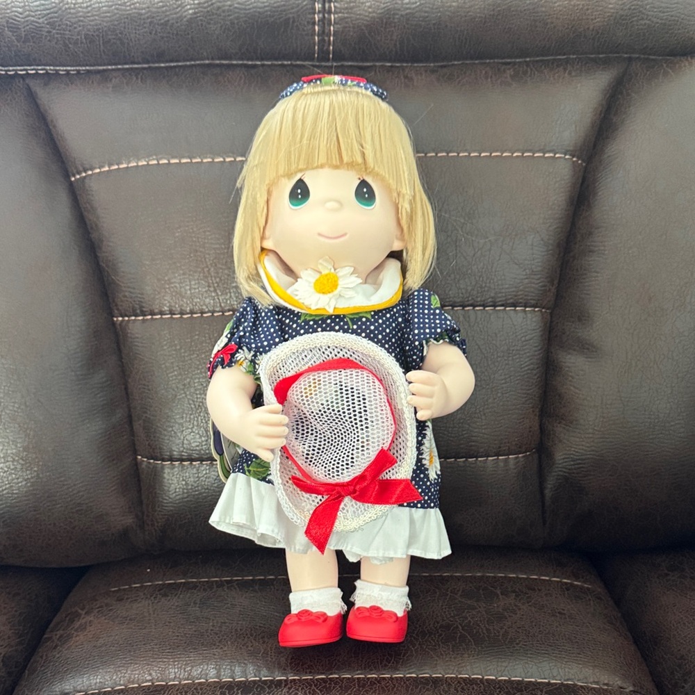 Precious Moments Sunny Doll